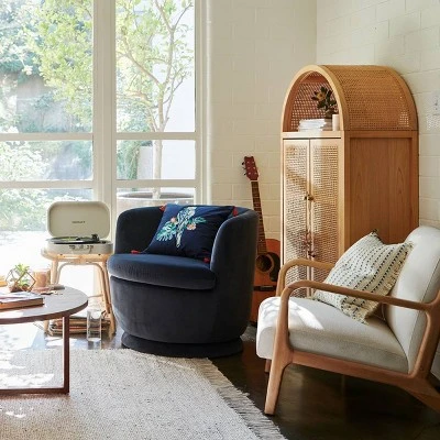 Bleached Jute Fringe Rug - Hearth & Hand™ With Magnolia 4 Bleached Jute Fringe Rug - Hearth & Hand™ With Magnolia - Image 4