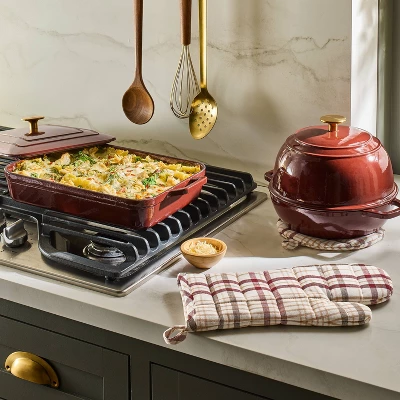 9"x13" Dutch Oven Casserole Red - Hearth & Hand™ With Magnolia 1 9"x13" Dutch Oven Casserole Red - Hearth & Hand™ With Magnolia