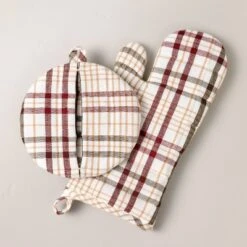 Set Of 2 Fall Plaid Oven Mitts Burgundy/Brown - Hearth & Hand™ With Magnolia -Hearth & Hand With Magnolia Shop GUEST b5a4f2cc e71a 4146 a622 069b04e9e8e2